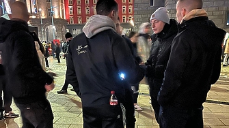 Провокатори се събраха на Орлов мост, тръгнаха към ДПС (ВИДЕО)