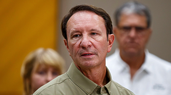 Тръмп щял да ходи в Гренландия през март, казва негов пратеник