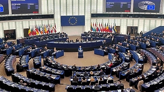 ДЕНЯТ В НЯКОЛКО РЕДА: Тръмп омеква за Гренландия след европейски отпор