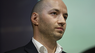 Вотът за Радев няма да е е вот "за", а вот "против"