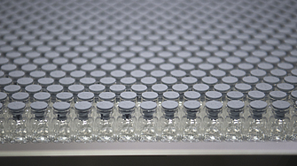 Bayer съди Pfizer, BioNTech и Moderna за кражба на COVID ваксината