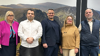 Четири партии се обединиха в "Антикорупционен блок", явяват се на изборите