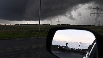 Облаци, но с по-високи температури