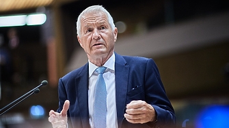 Претърсиха имоти на бившия премиер на Норвегия заради досиетата "Епстийн"