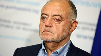 Атанас Атанасов: Няма основание за сътрудничество с Радев на този етап