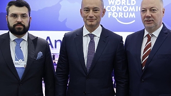 ДЕНЯТ В НЯКОЛКО РЕДА: Тръмп, бай Доньо и пуделите