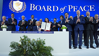 Желязков вкара България в Съвета за мир на Тръмп. ЕС отказа