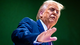 Тръмп заведе дело за 10 млрд. долара срещу приходната агенция на САЩ