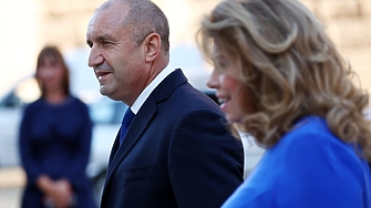 Николай Копринков не си тръгва с Радев, остава при Илияна Йотова. Какви са промените на "Дондуков" 2