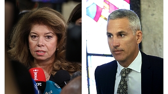 Илияна Йотова връчва мандата за служебен кабинет на Андрей Гюров