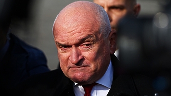 "Вместо 7 училища, Сметната палата да провери бонусите на министерствата и съдебната система"