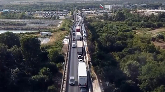 Общинарите в Русе гласуваха държавата да плати 10 млн. евро на частник за паркинг, който си е неин