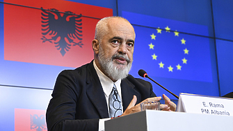 Сблъсъци на протести срещу корупцията в Албания