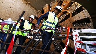 Строителството на метрото "стеснява" Цариградско, мести спирки - вижте кога и къде