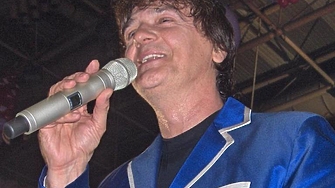 Хвърлиха бомба в дома на сръбска поплегенда