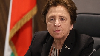 Гюров запази социалистката Дора Янкова като зам.-министър 