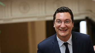 ДЕНЯТ В НЯКОЛКО РЕДА: Зарков разчиства БСП, Фицо заплашва Украйна, София - почистена