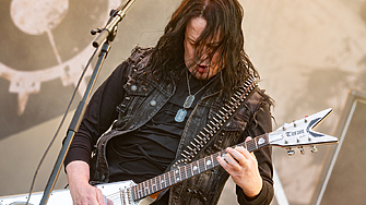 Arch Enemy са тук с нова вокалистка - старата на Kamelot 