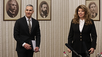 Емил Дечев става вътрешен министър, Гюров с трима вицепремиери