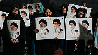 Израел удари сградата, в която избират наследник на Али Хаменей