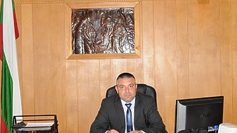 Дечев започна със смените на полицейски шефове  - от Търново, Бургас, Благоевград, Смолян 