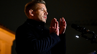 Плашат лидера на унгарската опозиция със секс компромат