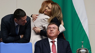 Охраната на Борисов и Пеевски клати поста на Рая Назарян