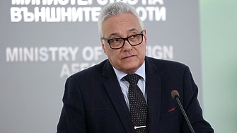 "Рисковете са напът да станат заплаха": МВнР призова българите незабавно да напуснат Близкия изток