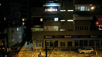 Вълни ракети удрят Израел, той поразява 50 цели в Иран