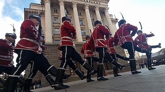 ДЕНЯТ В НЯКОЛКО РЕДА: на предизборния фронт нищо ново