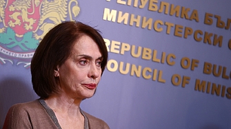 Надежда Нейнски за Съвета за мир: Ратификация ще ни ангажира и финансово