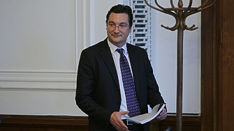 След София, Крум Зарков повежда листата и в Бургас. Ветеранът Петър Кънев отстъпи