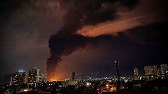 ДЕНЯТ В НЯКОЛКО РЕДА: Тръмп и ши*аните скапан*ци, които му развалят а*ски яката война