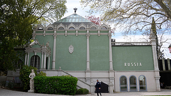 Скандалът с Венецианското биенале: евродепутати остро протестират срещу участието на Русия