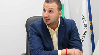 Прокуратурата проверява "купуване на гласове" в УНСС за човек на Радев