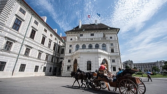 Избраха нови директори на културните институти във Виена и Братислава