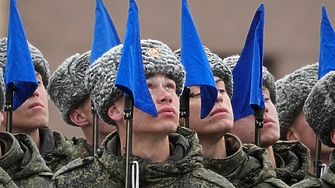 Руските войски ще дефилират на парада на 9 май пеша - без техника