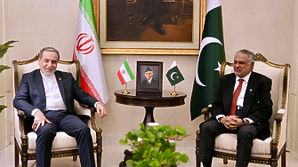 Техеран се опитва да обърне играта: Да отворим Ормуз, а ядрените преговори да почакат