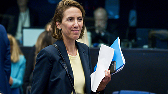 Евролибералите: Радев може да застраши доставките на боеприпаси за Украйна