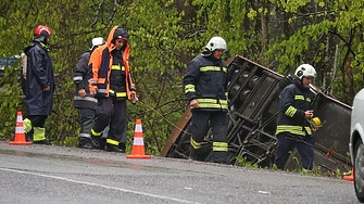 Тежък инцидент край Малко Търново: автобус тръгна назад, двама загинали и много пострадали