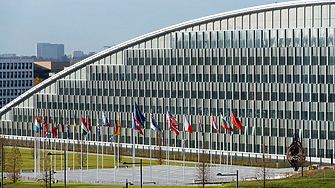 НАТО вини Русия и Китай в подкопаване на ядреното разоръжаване