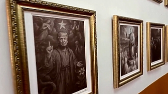 "Свещеното бърборене!": нюйоркска галерия представи инсталация на "тръмпизма" (ВИДЕО)