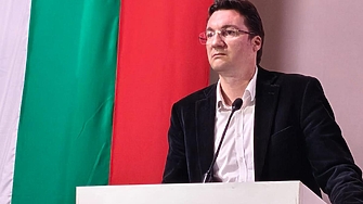 Крум Зарков остава лидер на БСП, реши Националният съвет на партията