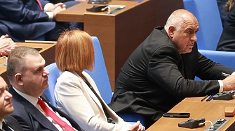 Борисов и Пеевски останаха без държавна охрана