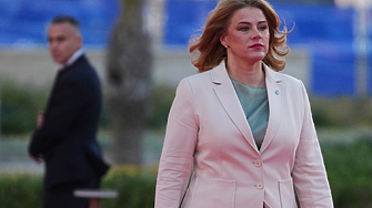 Правителството на Латвия подаде оставка