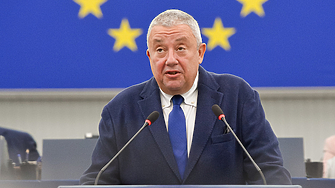 СДС официално има нов лидер. Партията зове за общ кандидат-президент на "демократичната общност"
