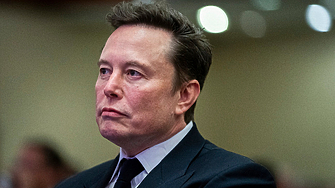 Акциите на SpaceX се сринаха до историческо дъно след пробив на китайски конкурент