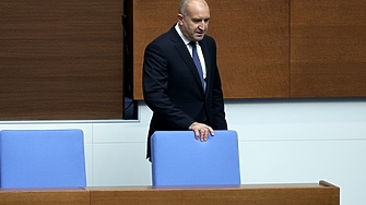 Румен Радев се закани да пречи на санкциите срещу Русия