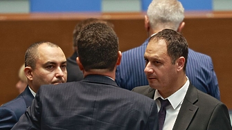 Няма да има изслушване за гърмящите оръжейни заводи, нито за БНТ. ПБ не даде