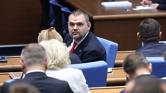 Първа крачка срещу „картел“ при отпадъците: само ДПС не подкрепи промените